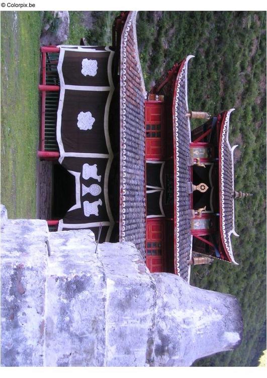 tempel in dorp