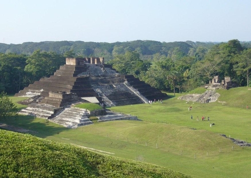 maya tempel Comalcalco