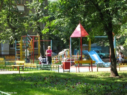 speelpleintje in woonwijk