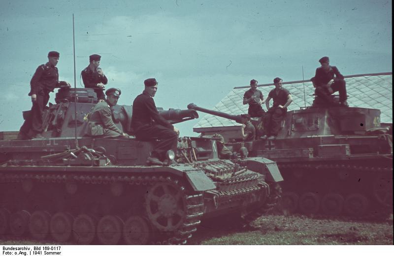 Foto Rusland - soldaten met panzer IV