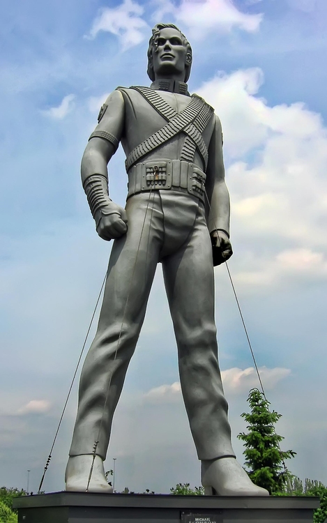Foto standbeeld Michael Jackson