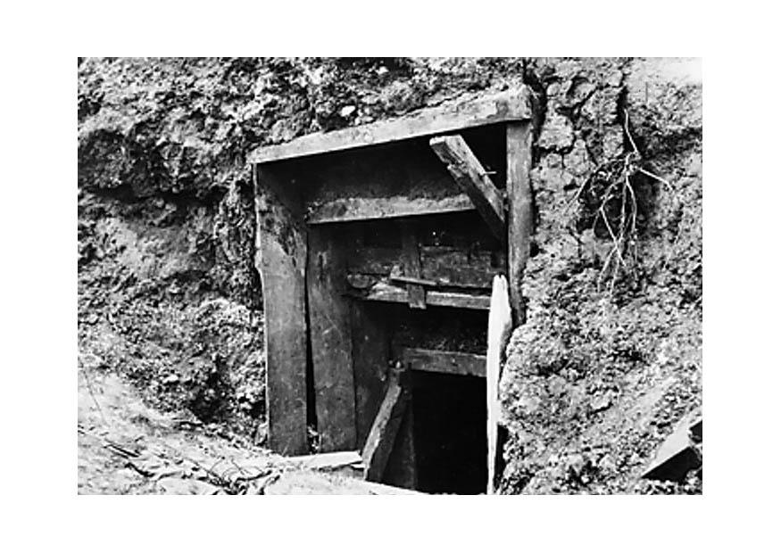 ingang duitse dugout Foto ingang duitse dugout