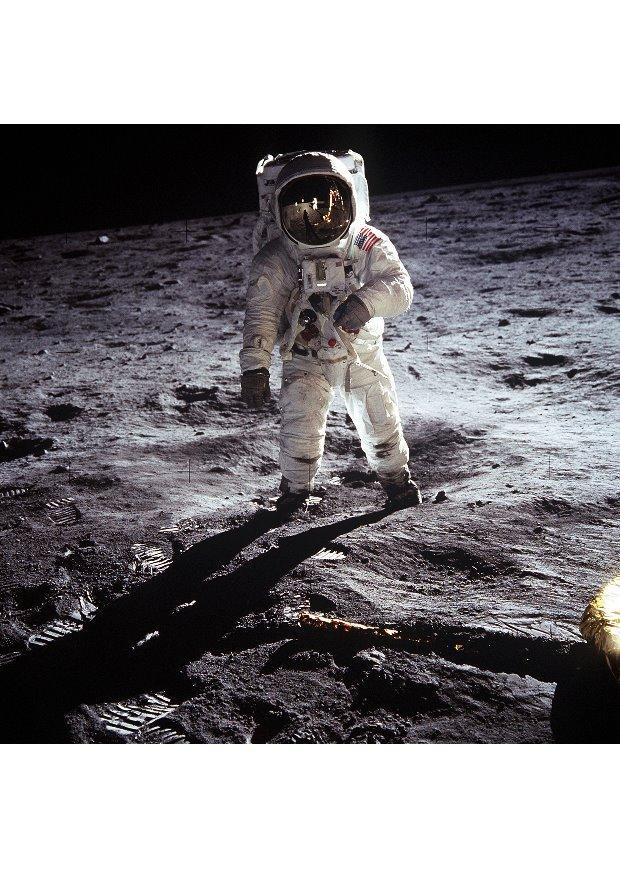 astronaut op de maan Foto astronaut op de maan