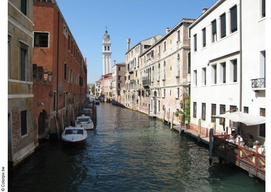 Foto binnenstad venetiA«