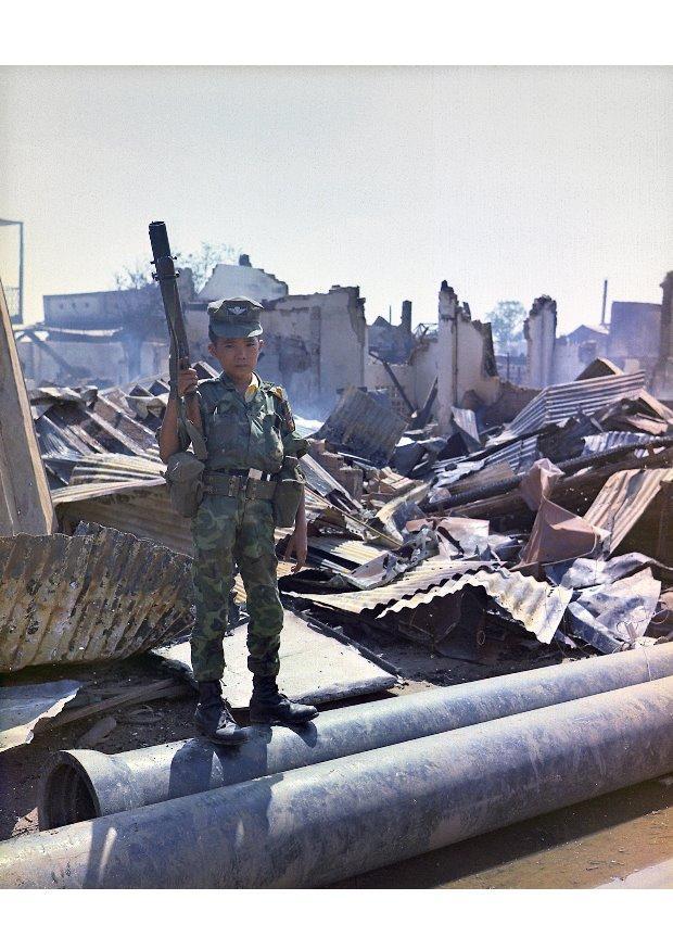 Foto kindsoldaat, vietnam