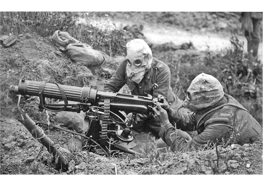 soldaten met machinegeweer en gasmasker Foto soldaten met machinegeweer en gasmasker